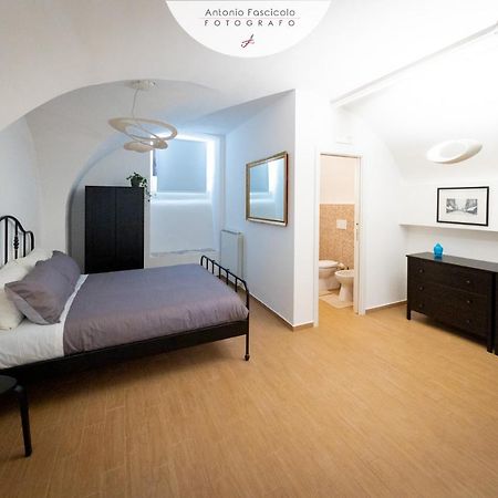 Antica Dimora Lombardi 2 Apartment Bari Bagian luar foto