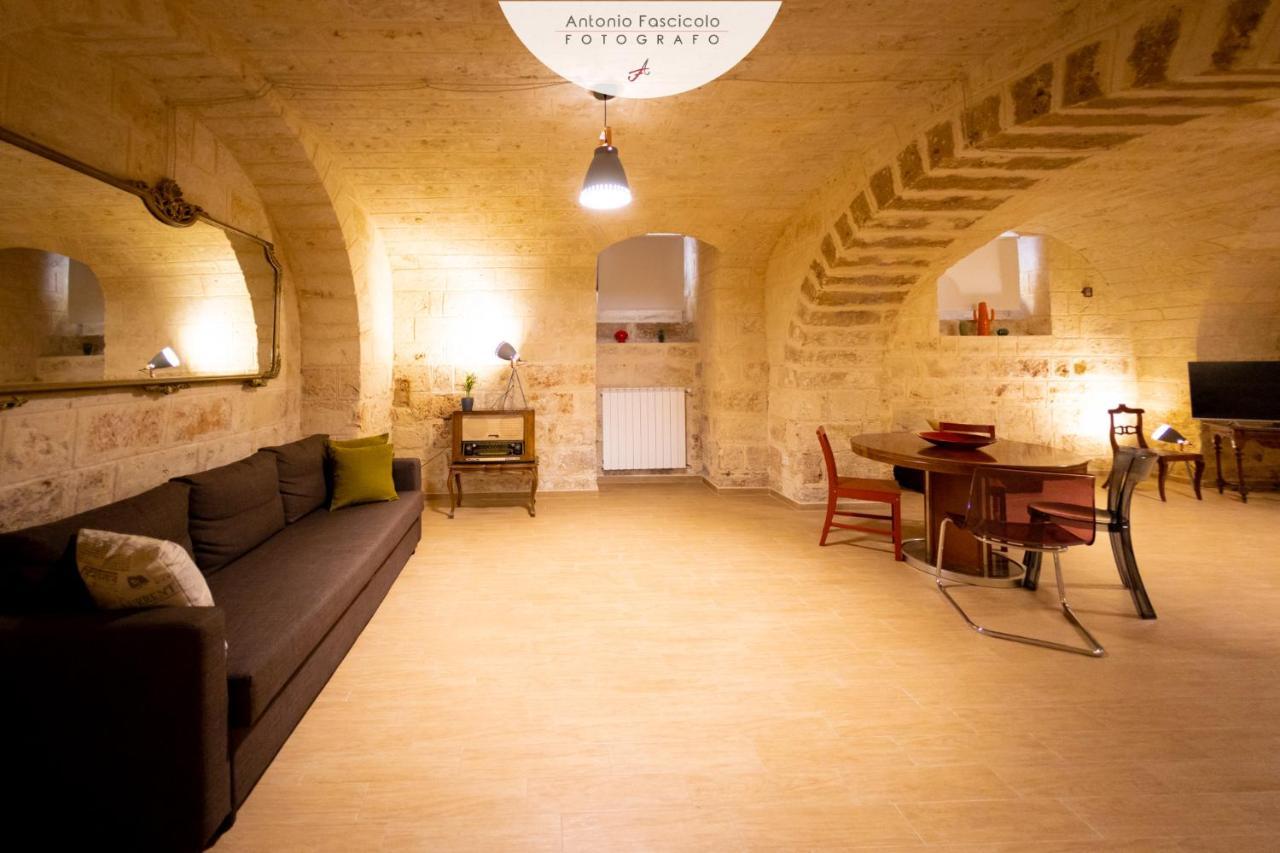 Antica Dimora Lombardi 2 Apartment Bari Bagian luar foto