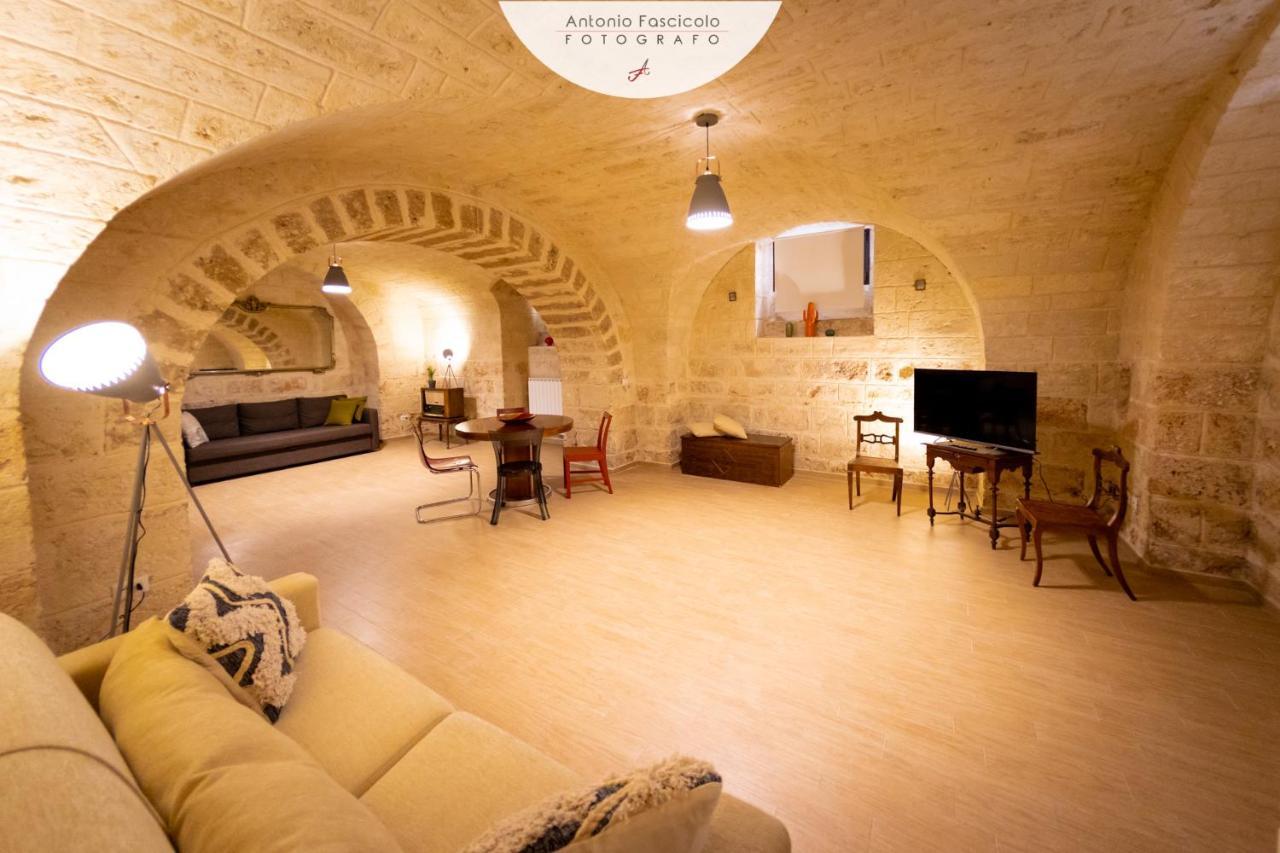 Antica Dimora Lombardi 2 Apartment Bari Bagian luar foto