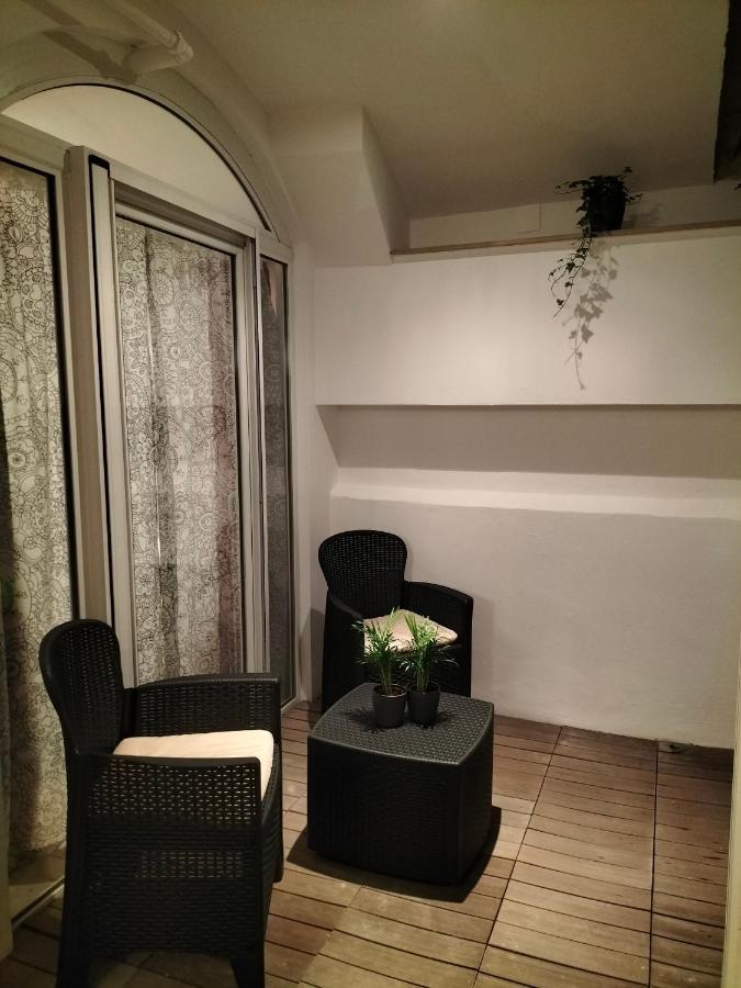 Antica Dimora Lombardi 2 Apartment Bari Bagian luar foto