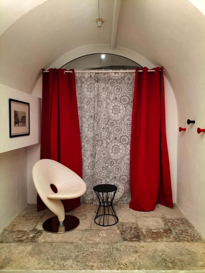 Antica Dimora Lombardi 2 Apartment Bari Bagian luar foto